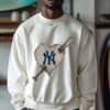 New York Yankees Tiny Turnip Youth Heart Bat T Shirt 4 10