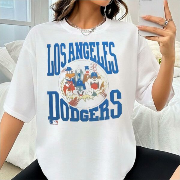 Vintage Los Angeles Dodgers Looney Tunes T Shirt 2 2