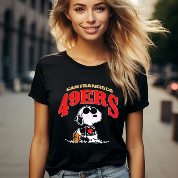 Vintage Snoopy Football San Francisco 49ers Shirt 2 124