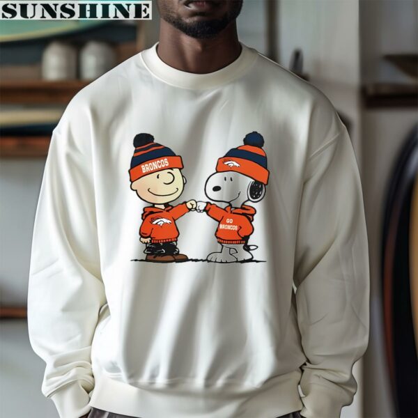Charlie Brown Fist Bump Snoopy Denver Broncos Shirt NFL Football Gift 3 sweatshirt