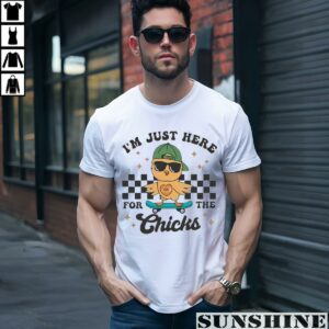 Im Just Here For The Chicks Los Angeles Lakers Shirt 1 men shirt