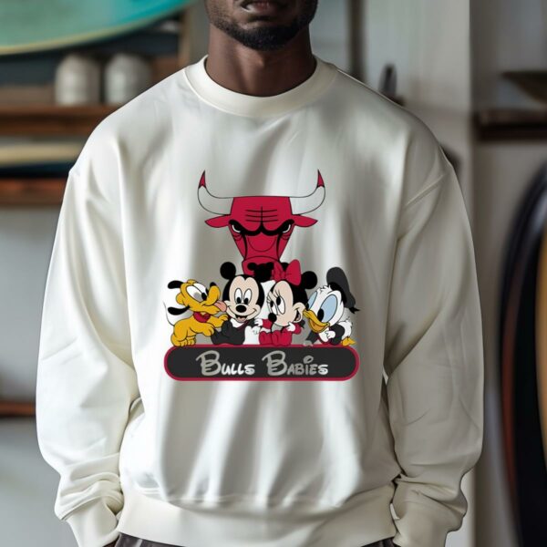 Mickey And Friends NBA Chicago Bulls Shirt 4 sweatshirt