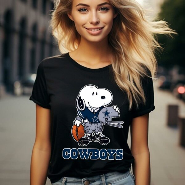 Snoopy A Strong And Proud Dallas Cowboys Player T Shirt 2 124