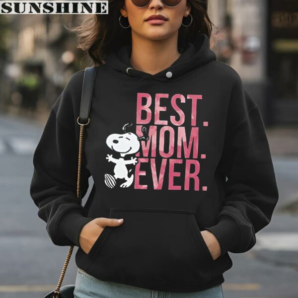 Best Mom Ever Snoopy Mom Shirt Happy Mothers Day 4 hoodie