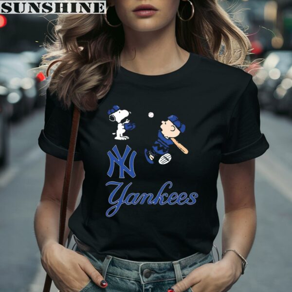 Charlie Brown And Snoopy Baseball New York Yankees Shirt 2 women shirt
