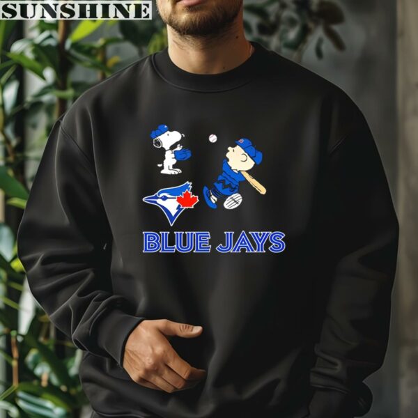 MLB Snoopy And Charlie Brown Toronto Blue Jays Shirt 3 sweatshirt
