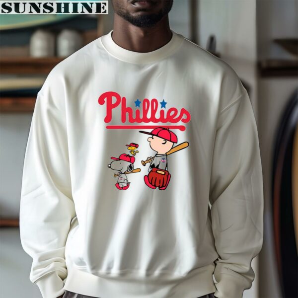 Snoopy Charlie Brown Philadelphia Phillies Baseball Shirt 3 sweatshirt