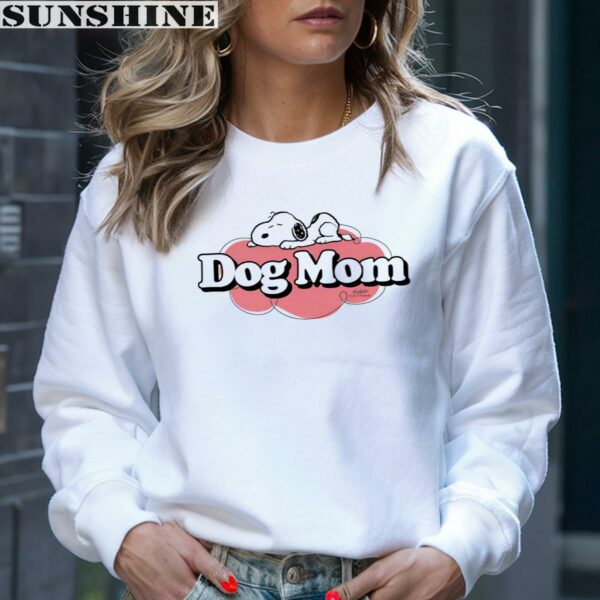 Snoopy Dog Mom Light Womens Shirt 4 sweatshirt