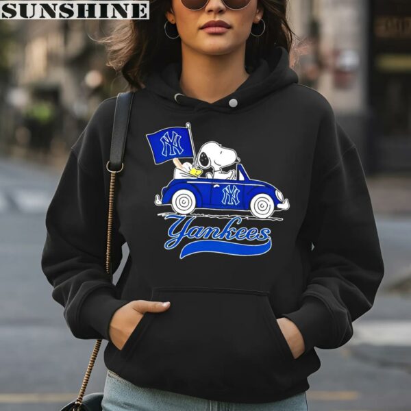 Snoopy Driving Car Flag New York Yankees Shirt 4 hoodie