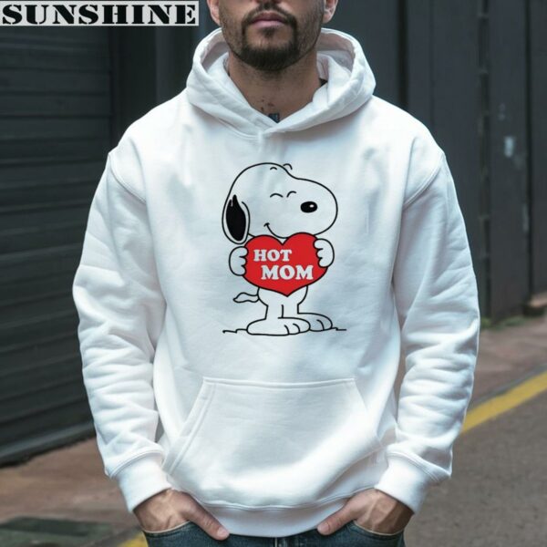Snoopy Hug Heart Hot Mom Shirt 3 hoodie