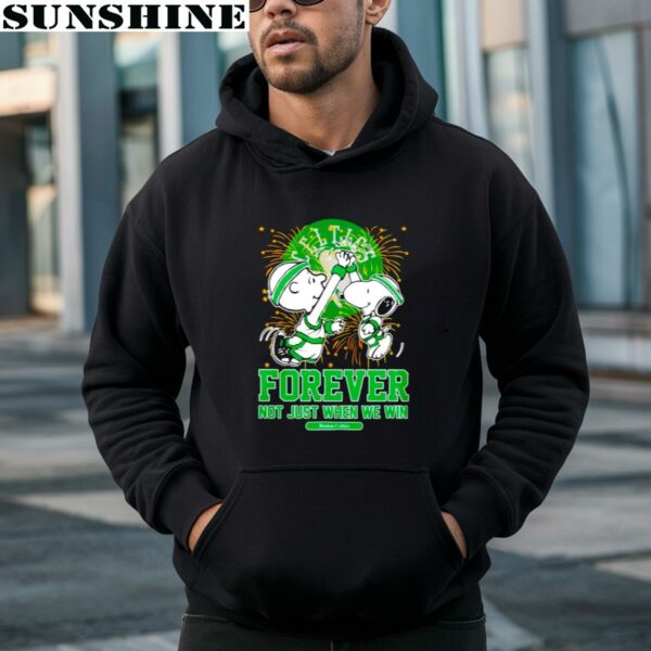 Snoopy and Charlie Brown High Five Boston Celtics Shirt 3 hoodie