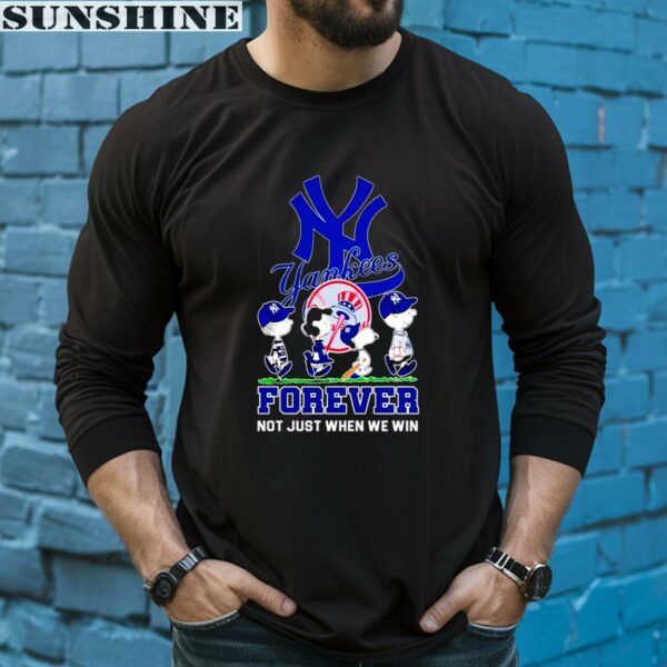 The Peanuts Characters New York Yankees Shirt 5 long sleeve
