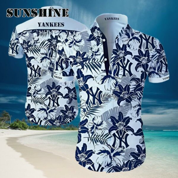 New York Yankees Aloha Shirt Tropical Flower Pattern Trendy Hawaiian Hawaiian