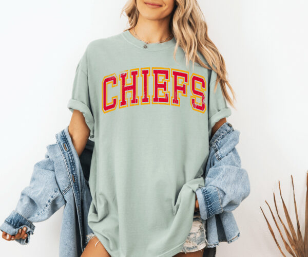 Comfort Color Retro Chiefs Shirt Kansas City Football Sweatshirt Kansas City Shirt Kansas City Retro Style Sweatshirt Kansas City Hoodie 4