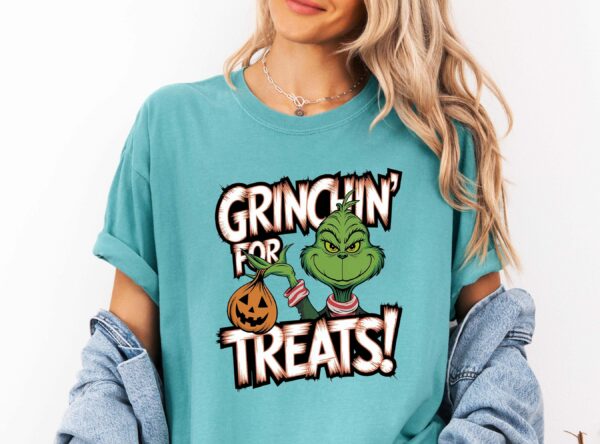 Grinchin for Treats T shirt Funny Halloween Grinch Trick or Treat Tee Spooky Grinch Halloween Shirt Grinch Costume Design 6