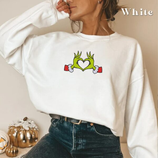 Embroidered Grinch Christmas Heart Sweatshirt Grinch Love Sweatshirt Christmas Grinch Crewnecks Christmas Family 2024 Sweatshirts 3 1