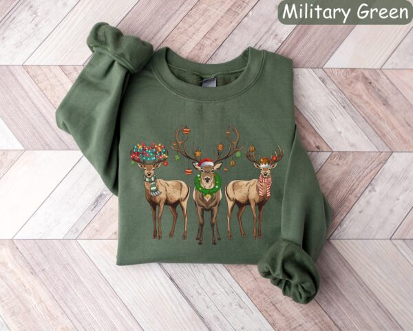 Reindeer Christmas Sweatshirt Womens Christmas Shirt Retro Christmas Shirt Holiday Sweaters Christmas Gifts Xmas Tshirt New Year Shirt 2