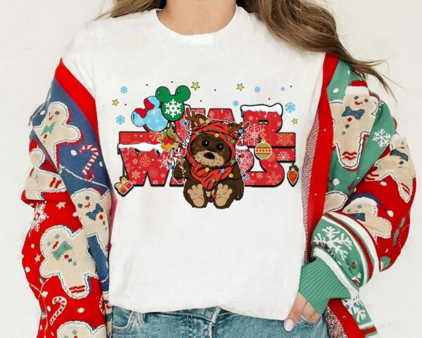 Star Wars Characters Santa Christmas Lights Mickey Balloon T shirt Galaxys Edge Christmas Star Wars Tee Disneyland Christmas Party Gift 2